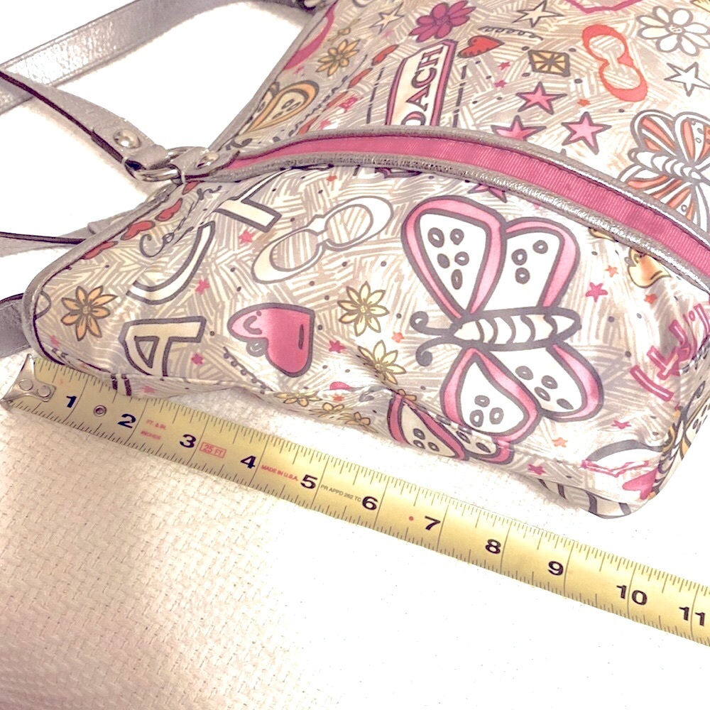 💕Coach Legacy Butterfly Floral Tea Rose Daisy Signature Shoulder Like New!!! - Picture 12 of 12
